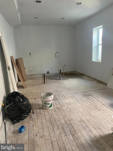 2406 29th St, Philadelphia PA  19132-3021 exterior