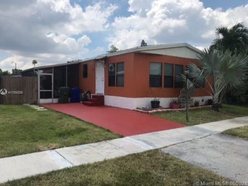 251 218th Ter, Hollywood, FL 33029-1825