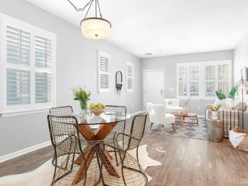 2703 Roslyn St, Denver CO 80237-2112 exterior