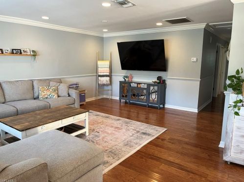 772 104th Ave, Naples FL  34108-3229 exterior