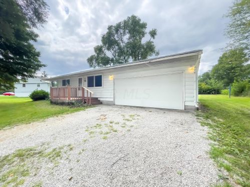 3065 Schell Dr, Marion OH  43302-8754 exterior