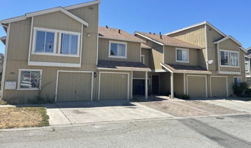 980 Memorial Dr, Hollister, CA 95023-5076