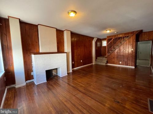 428 Hunter St, Gloucester NJ  08030-2017 exterior