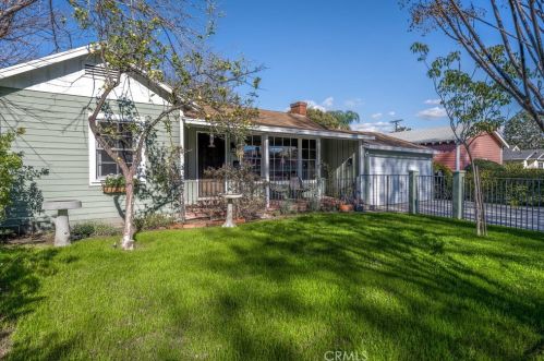 11559 La Maida St, North Hollywood, CA 91601-4326
