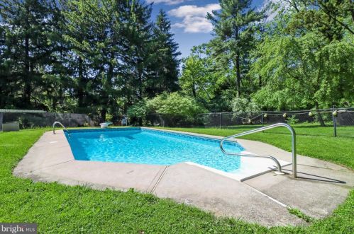 4440 Province Line Rd, Princeton NJ 08540-4368 exterior