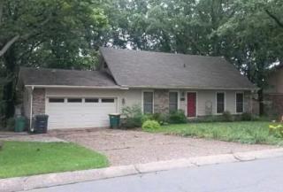 19 Houston Dr, North Little Rock, AR 72120-2507