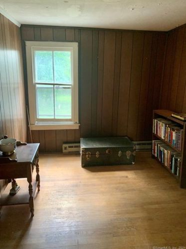 55 Hospital Hill Rd, West Woods CT  06069-2010 exterior