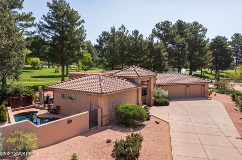 245 Fairway Oaks Dr, Sedona, AZ 86351-8829