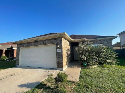 18208 Maxa Dr, Webberville TX  78653-3681 exterior