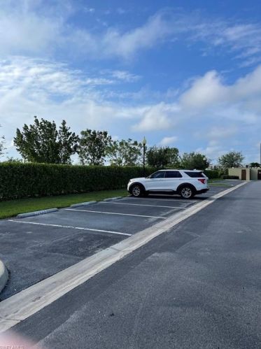 9093 Gervais Cir, Naples FL  34120-4790 exterior