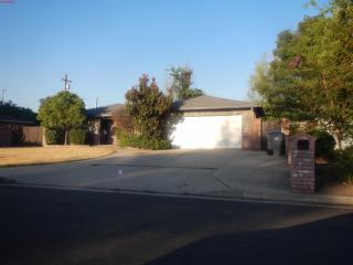 4068 Argyle Ave, Fresno CA  93727-4736 exterior