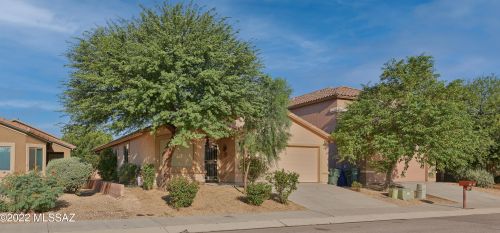 8986 Silkwood Ln, Tucson, AZ 85756-6173