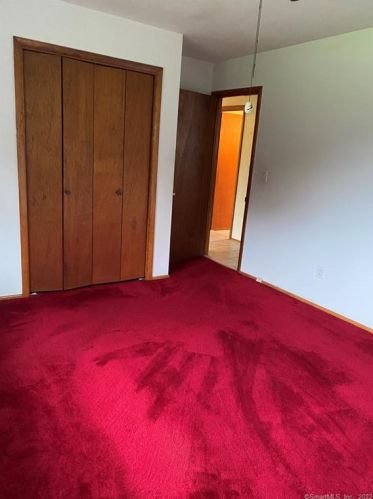 110 Cross Hl Rd, Upper Stepney CT 06468-2355 exterior