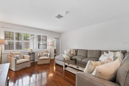 2411 Chinook Trl, Maitland FL  32751-4077 exterior