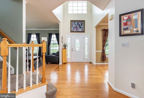 1 Helen Lois Ct, Pilesgrove NJ  08098-2639 exterior