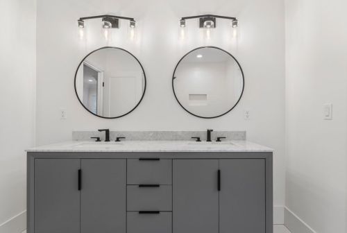 23 Evergreen Rd, Natick MA 01760-1631 exterior