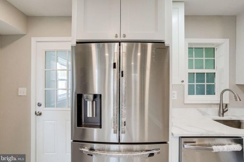 4358 Dubois Pl, Washington DC  20019-4263 exterior