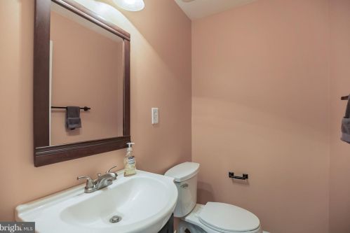 21 Fawn Ct, Lumberton Township NJ  08048-4279 exterior