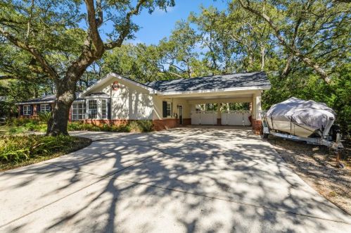 301 Brooks St, Fort Walton Beach FL  32548-7234 exterior