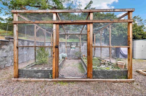 2855 Victoria Dr, Alpine CA  91901-3669 exterior