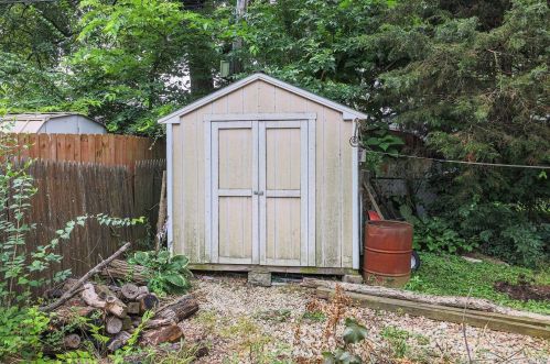 5685 Tall Oaks Dr, Milford OH  45150-2523 exterior