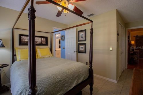 5939 Windwood Dr, Lakeland FL  33813-4805 exterior