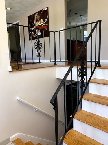 12 Burning Tree Rd, Natick MA  01760-3245 exterior