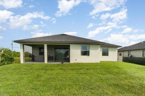 5029 Bristo St, Lehigh Acres FL 33971-6576 exterior
