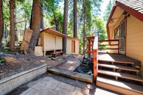 5043 Virginia Bird Mine Ct, Michigan Bluff CA  95631-9733 exterior