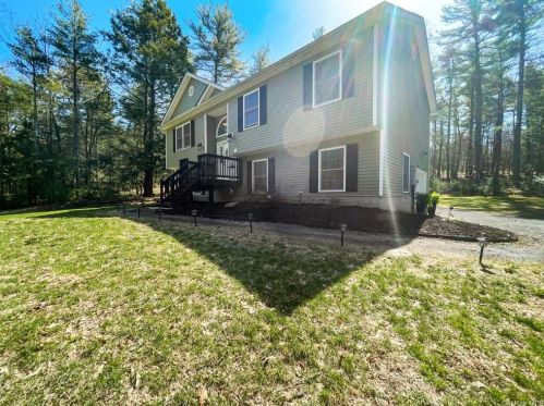 122 Boehmler Rd, Sparrowbush, NY 12780-5554