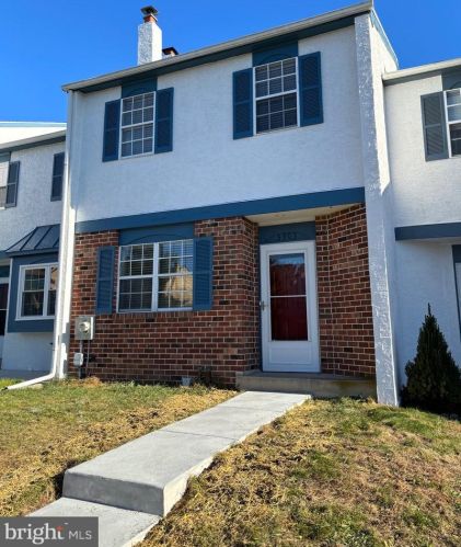 3903 Walnut Ridge Est, Pottstown, PA 19464-3078