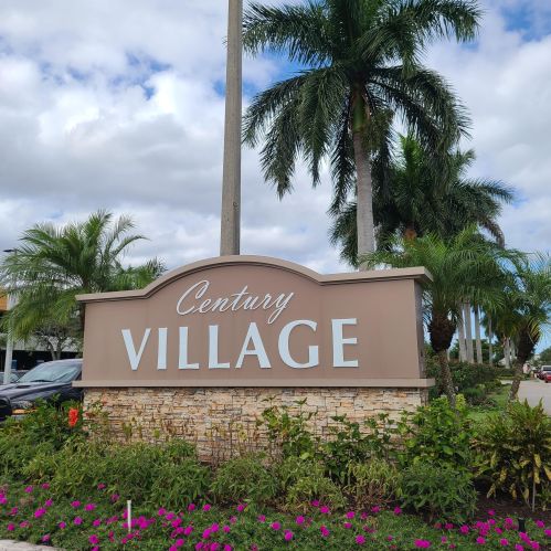 215 Somerset K, West Palm Beach, FL 33417-2132