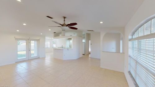 2912 2nd Ave, Cape Coral, FL 33909-0068