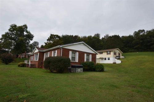 241 Newport St, Charleston, TN 37310-6322