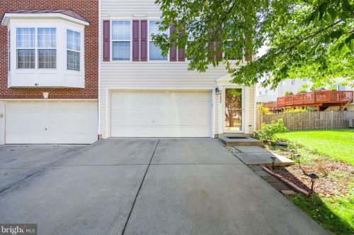 18486 Sierra Springs Sq, Leesburg, VA 20176-1253