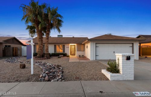 5646 Cochise Dr, Glendale, AZ 85302-1415