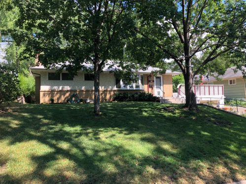 4605 7th St, Minneapolis, MN 55421-2220