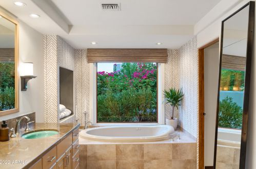 5226 Sahuaro Dr, Scottsdale AZ  85254-4777 exterior