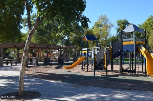 4454 Sundance Ct, Gilbert AZ 85297-9706 exterior