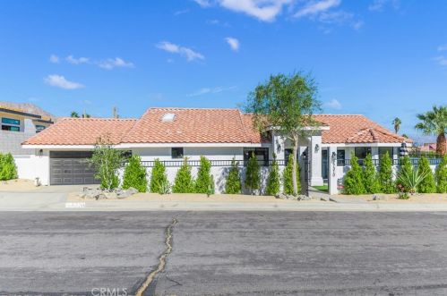 77310 Calle Potrero, La Quinta CA  92253-5429 exterior