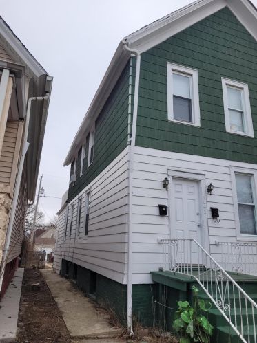 1043 26th St, Milwaukee, WI 53204-1947