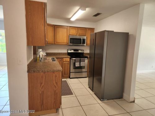 2552 Stratford Dr, Cocoa FL  32926-4318 exterior