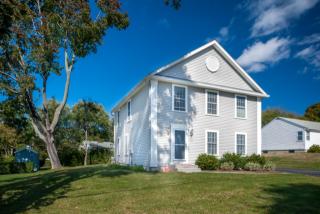 23 Rossie St, Mystic, CT 06355-1911