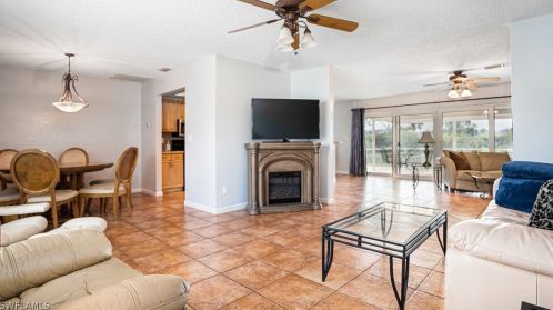 307 Lincoln Ave, Lehigh Acres, FL 33936-1440