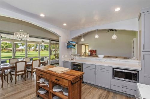 43397 Lacovia Dr, Indio CA  92203-8088 exterior