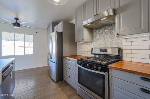 1454 Garden St, Mesa, AZ 85201-5408