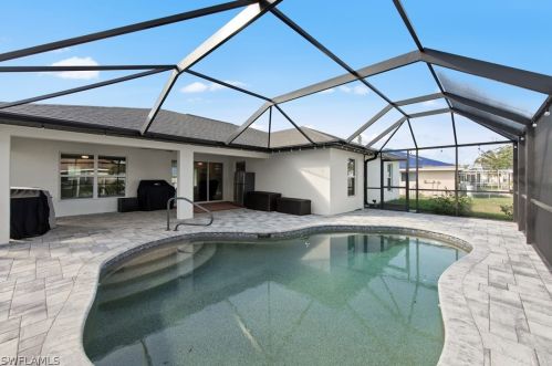 23 28th St, Cape Coral, FL 33993-3004