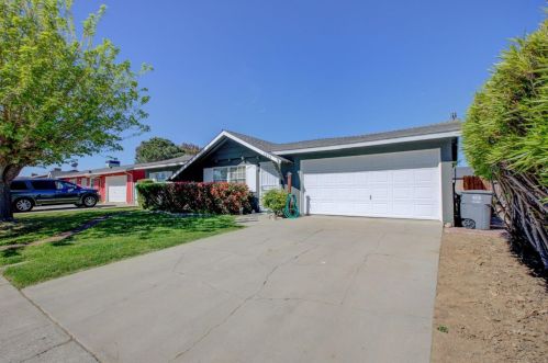 1513 Cypress Pl, Los Banos, CA 93635-4538