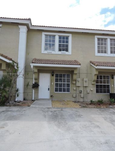 730 122nd Ave, Hollywood FL  33025-5952 exterior