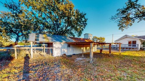 785 Scenic Ave, Santa Rosa CA  95407-8337 exterior